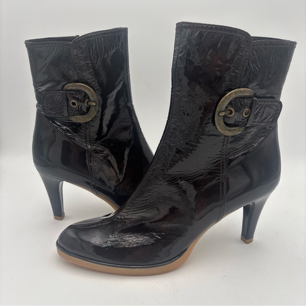 Stuart Weitzman Glossy Black Heeled Boots